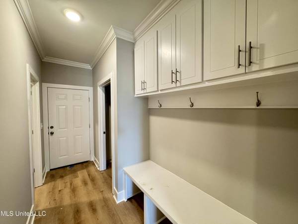 913 Brunswick Court, Flowood, MS 39232