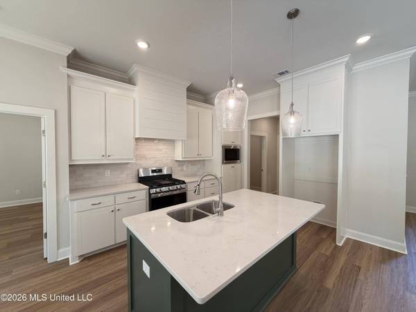 214 Anderson Oaks Drive, Pearl, MS 39208