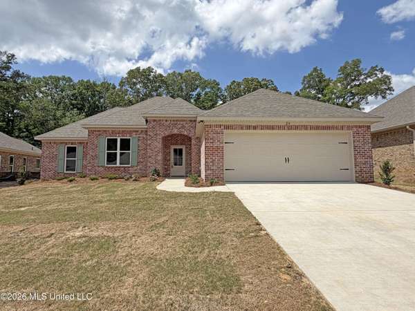 214 Anderson Oaks Drive, Pearl, MS 39208