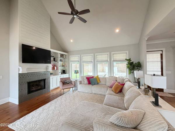 1009 Sapphire Crossing, Flowood, MS 39232