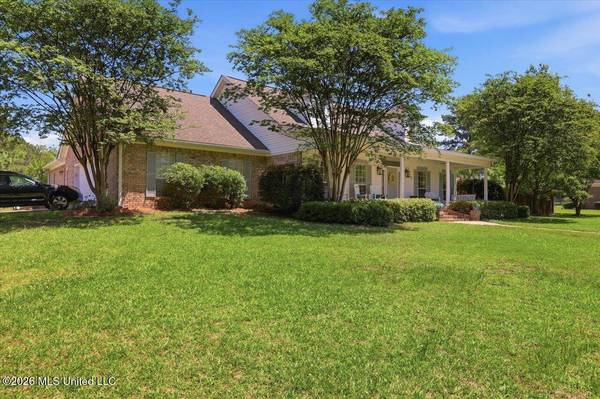 117 Wisteria Hill Drive, Flowood, MS 39232