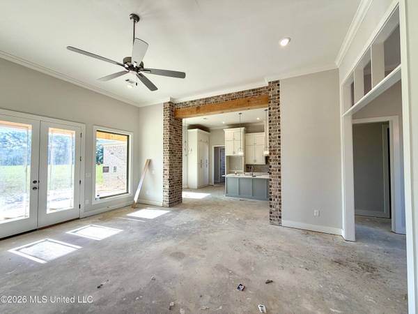 409 Lennon Lane, Brandon, MS 39047