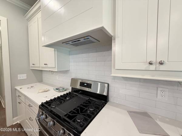 217 Anderson Oaks Drive, Pearl, MS 39208