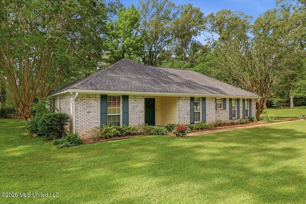 120 Robinson Cove, Byram, MS 39272