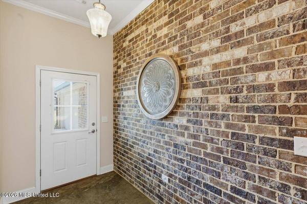 557 Brighton Trail, Florence, MS 39073