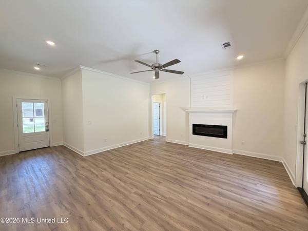 113 Newport Drive, Canton, MS 39046