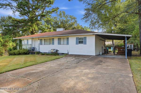 216 Pemberton Drive, Pearl, MS 39208