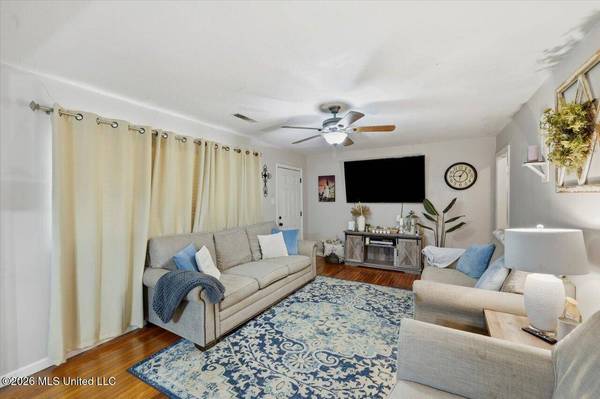 216 Pemberton Drive, Pearl, MS 39208