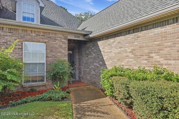 536 Bay Pointe Drive, Brandon, MS 39047
