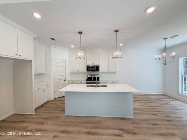 220 Anderson Oaks Drive, Pearl, MS 39208