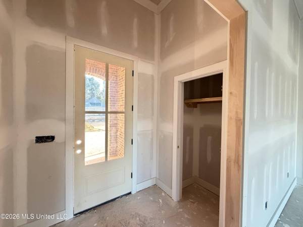 1216 Old Court Crossing, Flowood, MS 39232