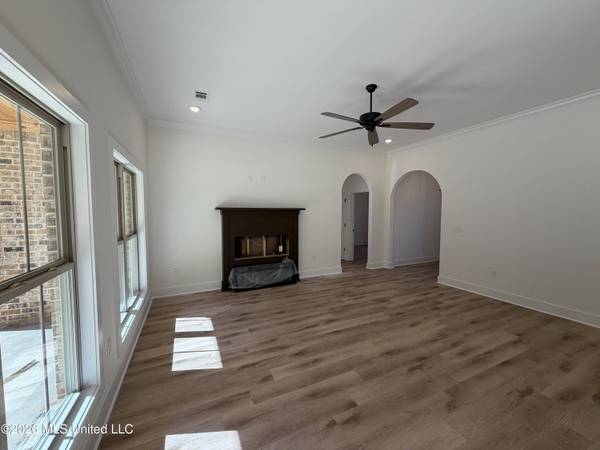 221 Anderson Oaks Drive, Pearl, MS 39208