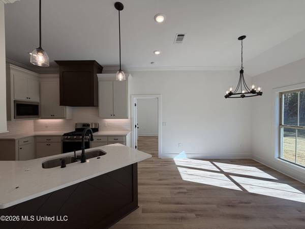 221 Anderson Oaks Drive, Pearl, MS 39208