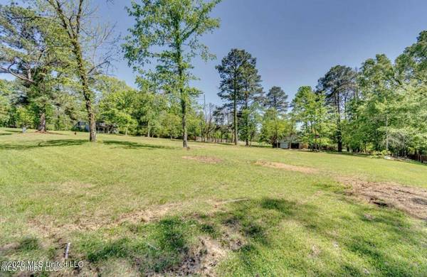 Mescalero Way, Madison, MS 39110