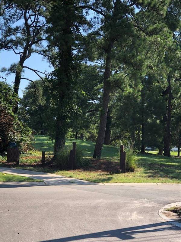 2405 Pretty Lake AVE, Norfolk, VA 23518