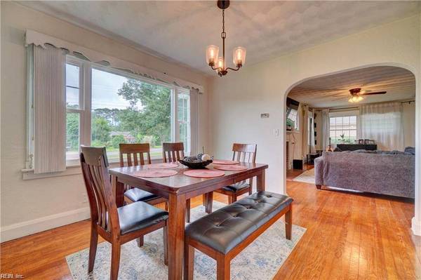 7819 Flowerfield RD, Norfolk, VA 23518