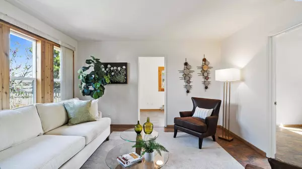 908 W Agate ST, Pasco, WA 99301