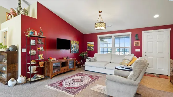 674 Riverstone Dr, Richland, WA 99352