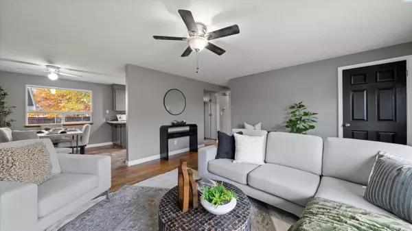 1505 Arbor St, Richland, WA 99352