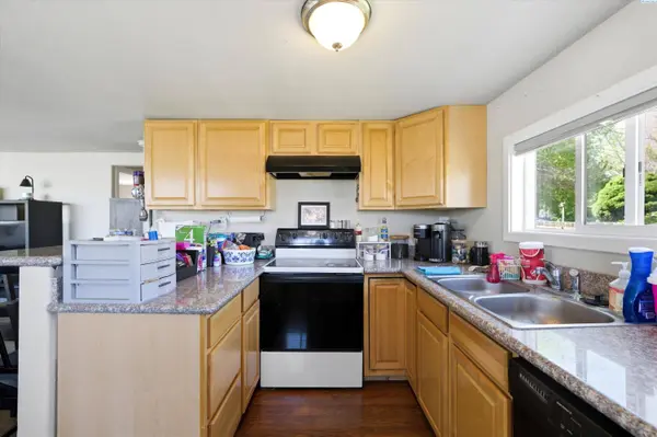 1309 Totten Ave, Richland, WA 99354