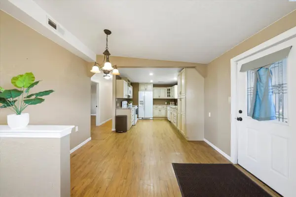 4 E 23rd, Kennewick, WA 99337