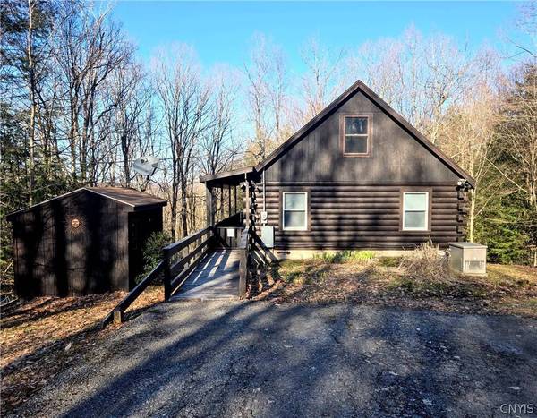862 Honey Hill RD, Poland, NY 13431