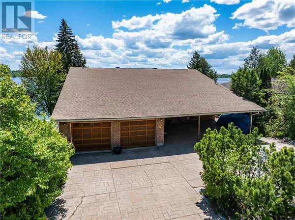 549 Bay View Lane, Sudbury, ON P3E1R5