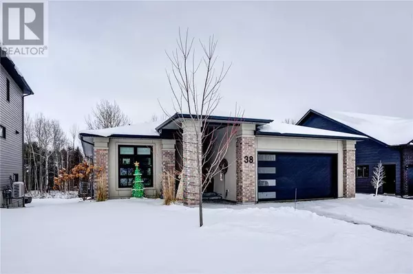 38 Hazelton Drive, Sudbury, ON P3B0G6
