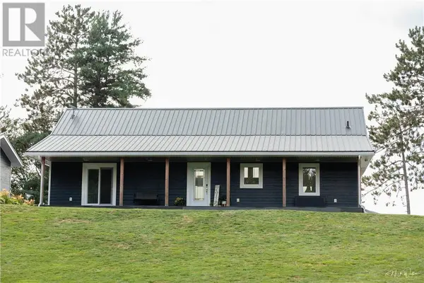 7 La Casa Del Lago Road, Estaire, ON P3E4N1