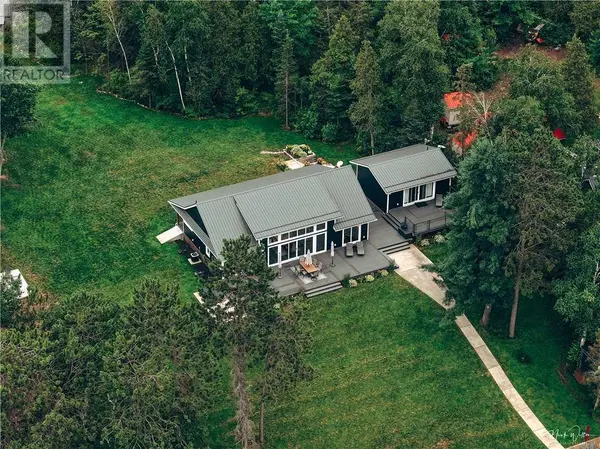 7 La Casa Del Lago Road, Estaire, ON P3E4N1