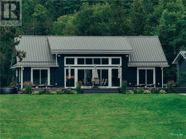 7 La Casa Del Lago Road, Estaire, ON P3E4N1