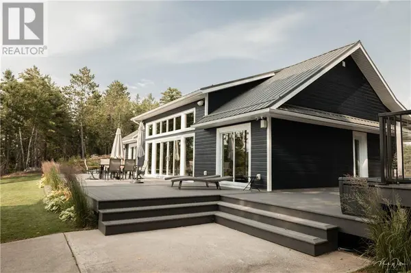7 La Casa Del Lago Road, Estaire, ON P3E4N1
