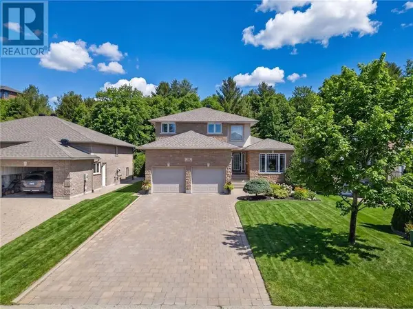 32 Platinum Place, Sudbury, ON P3E6L6