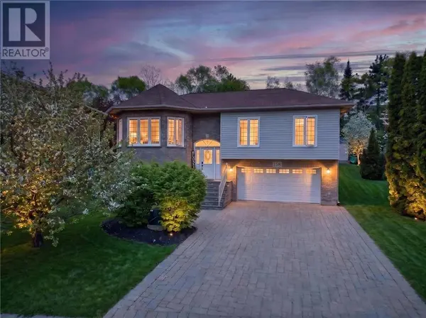 158 Crater Crescent, Sudbury, ON P3E5Y8