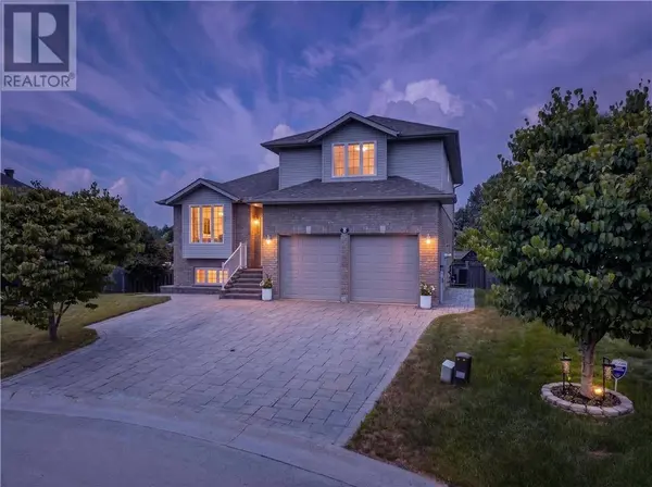 8 Winfield Lane, Sudbury, ON P3A6E1