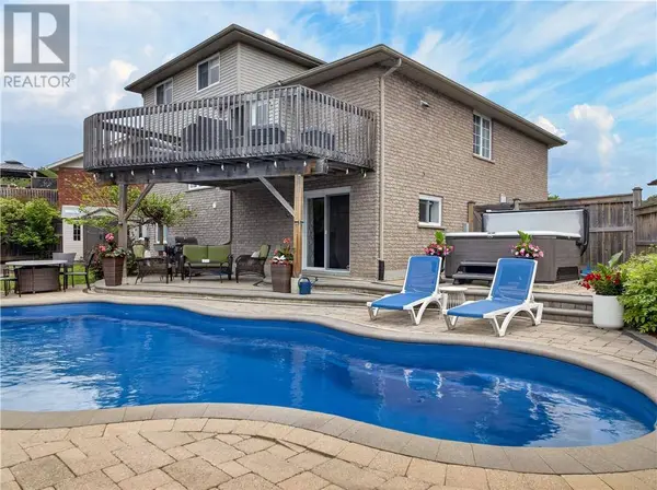 8 Winfield Lane, Sudbury, ON P3A6E1