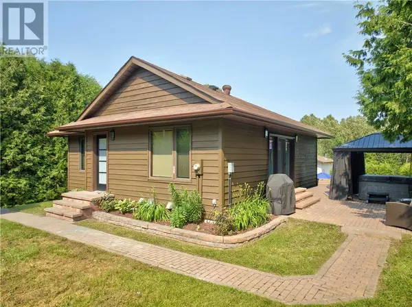 3906 Edward Drive, Sudbury, ON P3G1K4