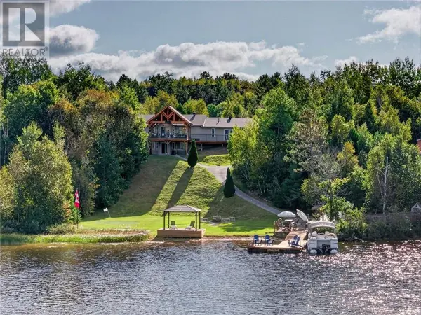 64 Forestview, Wahnapitae, ON P0M3C0