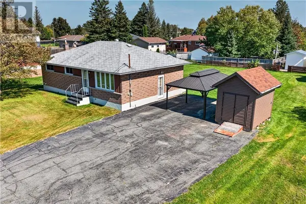 3664 Claire Street, Val Caron, ON P3N1H5