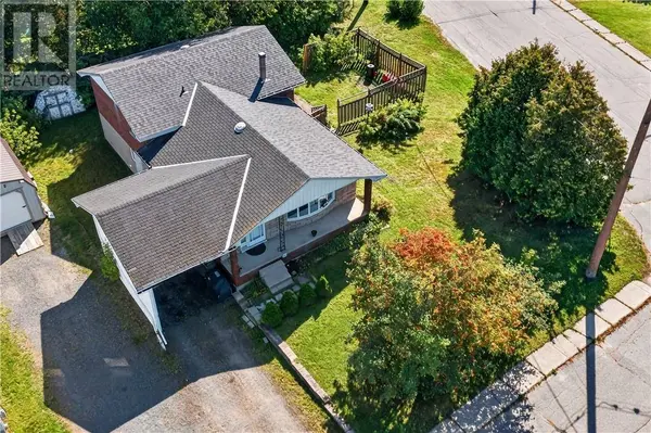 269 Ninth Avenue, Lively, ON P3Y1M6