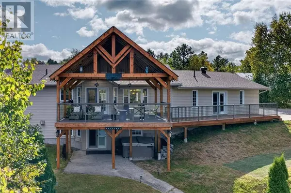 64 Forestview, Wahnapitae, ON P0M3C0