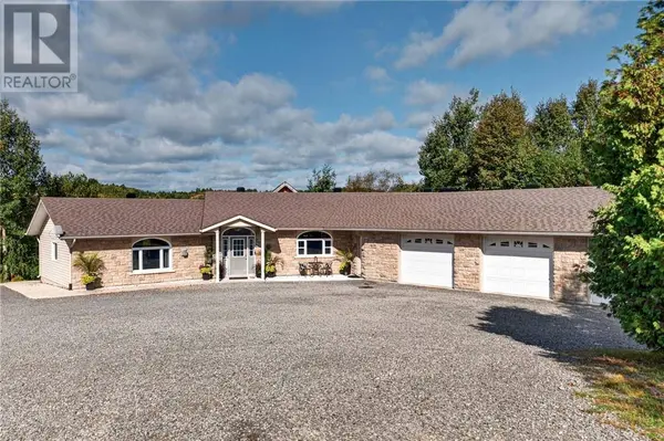 64 Forestview, Wahnapitae, ON P0M3C0