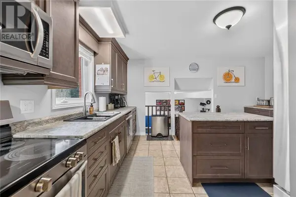1785 Graywood Drive, Sudbury, ON P3A5S5