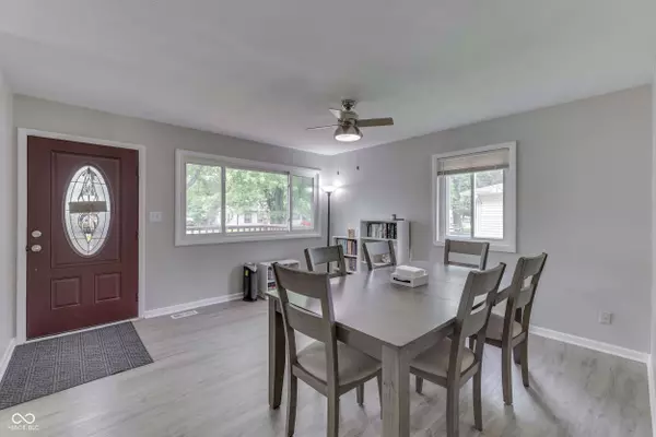 724 Alexander ST, Greenwood, IN 46143