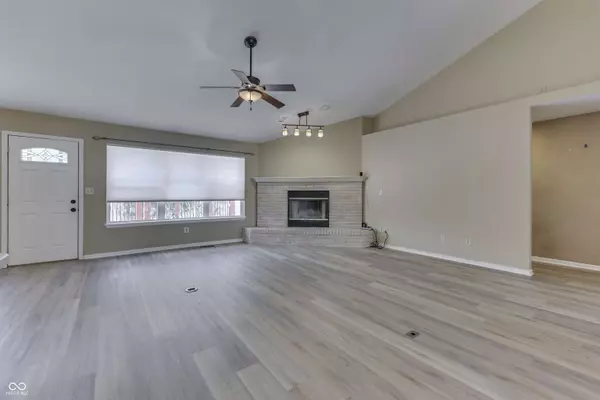 10324 Springridge CIR, Fishers, IN 46037