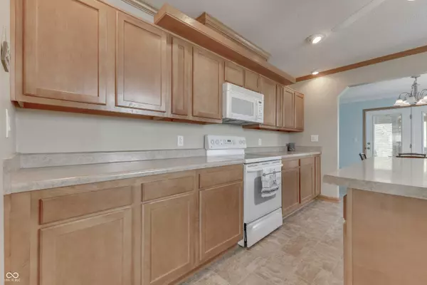 8597 E Wilderness TRL, Unionville, IN 47468