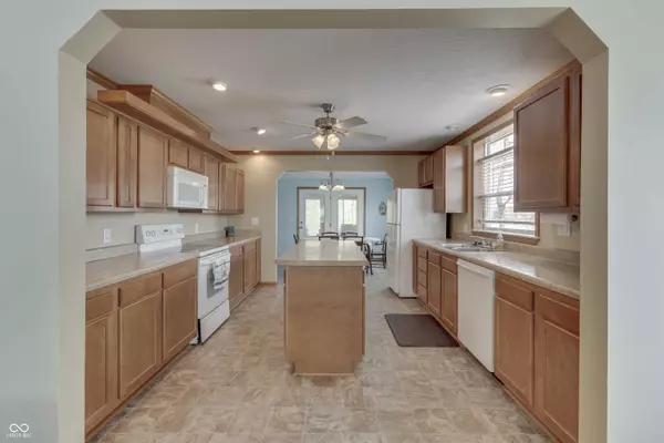 8597 E Wilderness TRL, Unionville, IN 47468