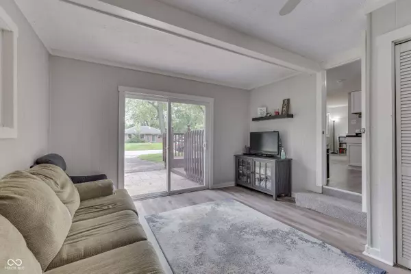 724 Alexander ST, Greenwood, IN 46143