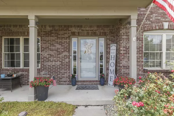 1202 Vestman CT, Greenwood, IN 46143