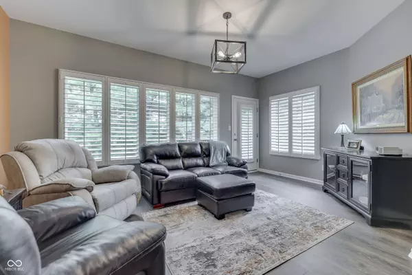 1454 Heron Ridge BLVD, Greenwood, IN 46143